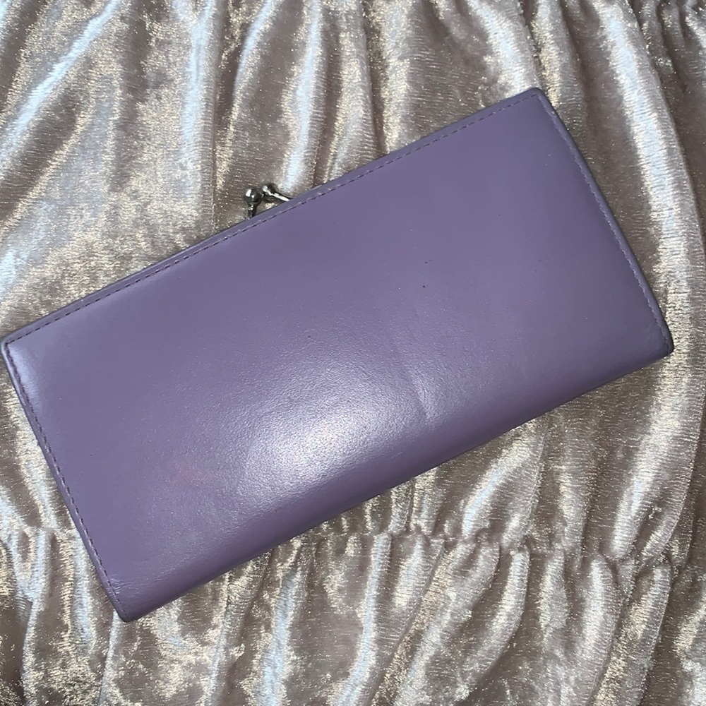 Buxton: Purple wallet